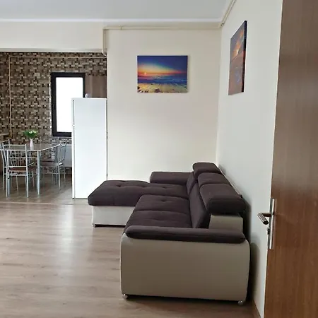 Cori Apartament 104 * Năvodari